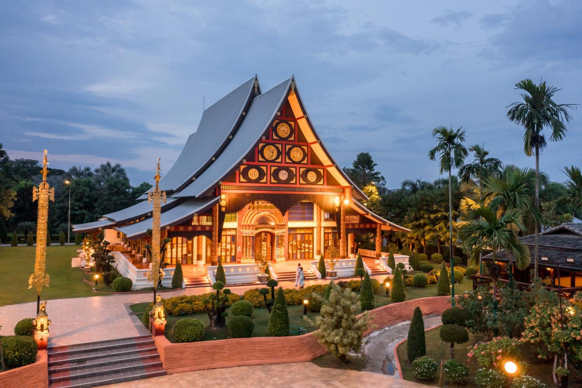 Horizon Village & Resort Doi Saket Exterior photo